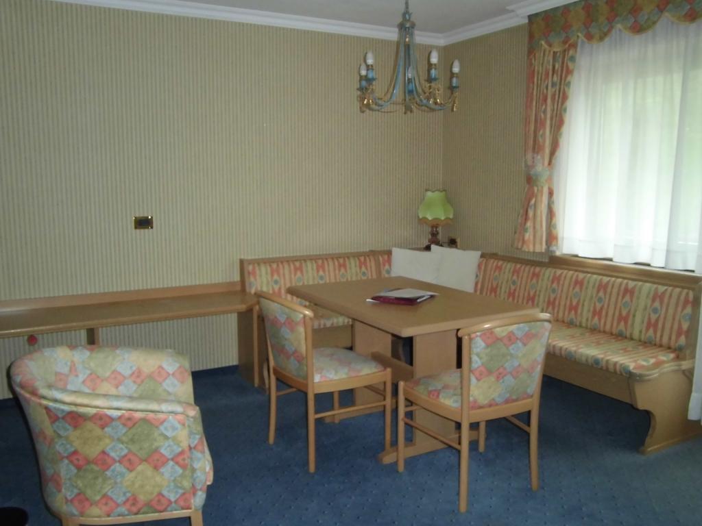 Hotel Evaldo Arabba Δωμάτιο φωτογραφία