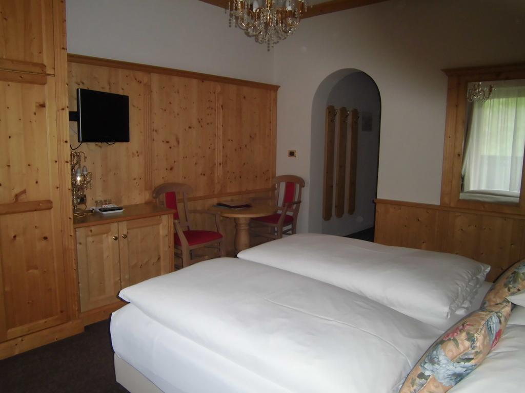 Hotel Evaldo Arabba Δωμάτιο φωτογραφία